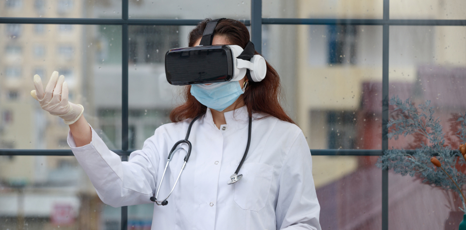 role-of-ar-vr-and-mr-in-reshaping-the-healthcare-industry